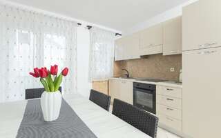 Апартаменты Apartments Vraneš Tivat Тиват Апартаменты с 2 спальнями и балконом-16